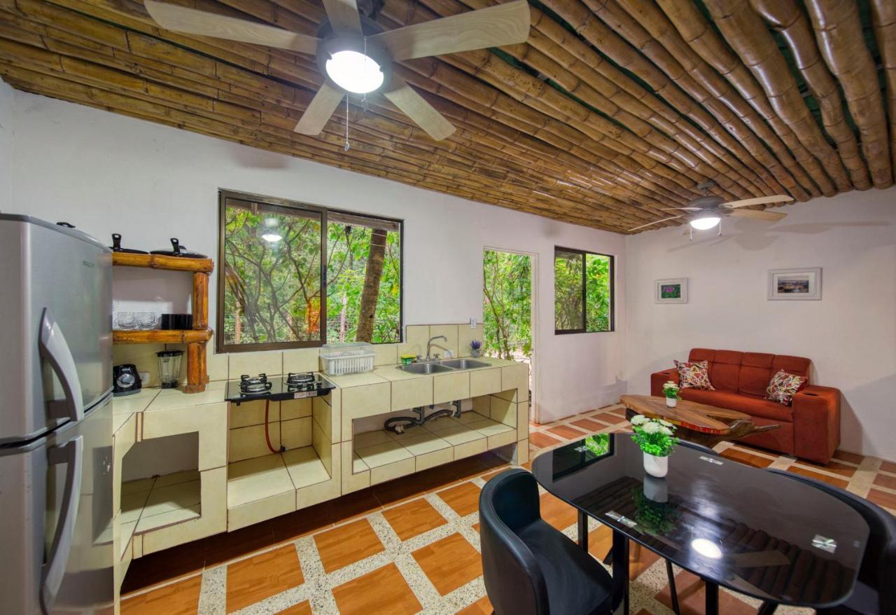 Jungle'S Edge Hotell Nosara Exteriör bild
